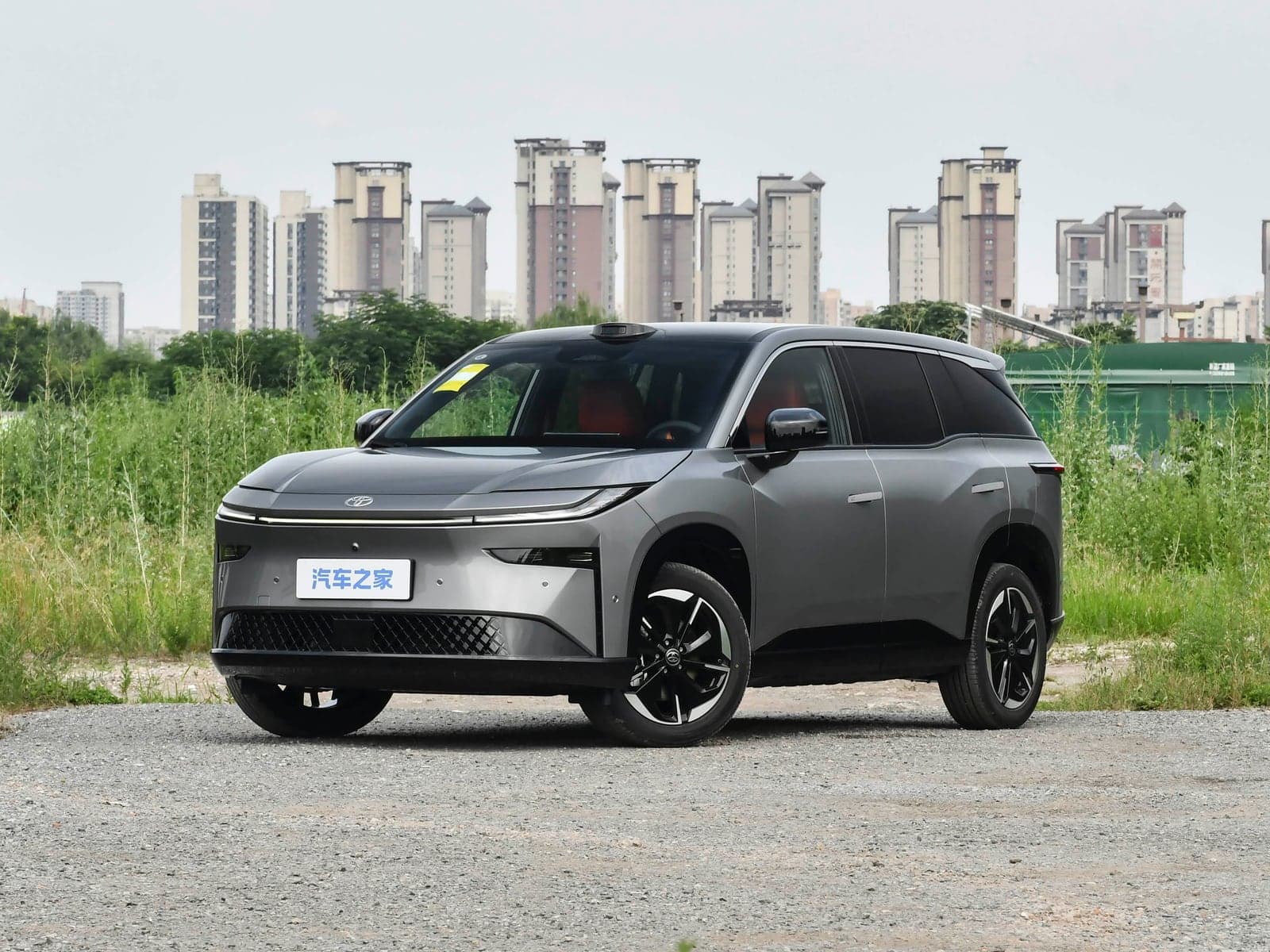 Toyota bZ3X 2026 — 车型照片