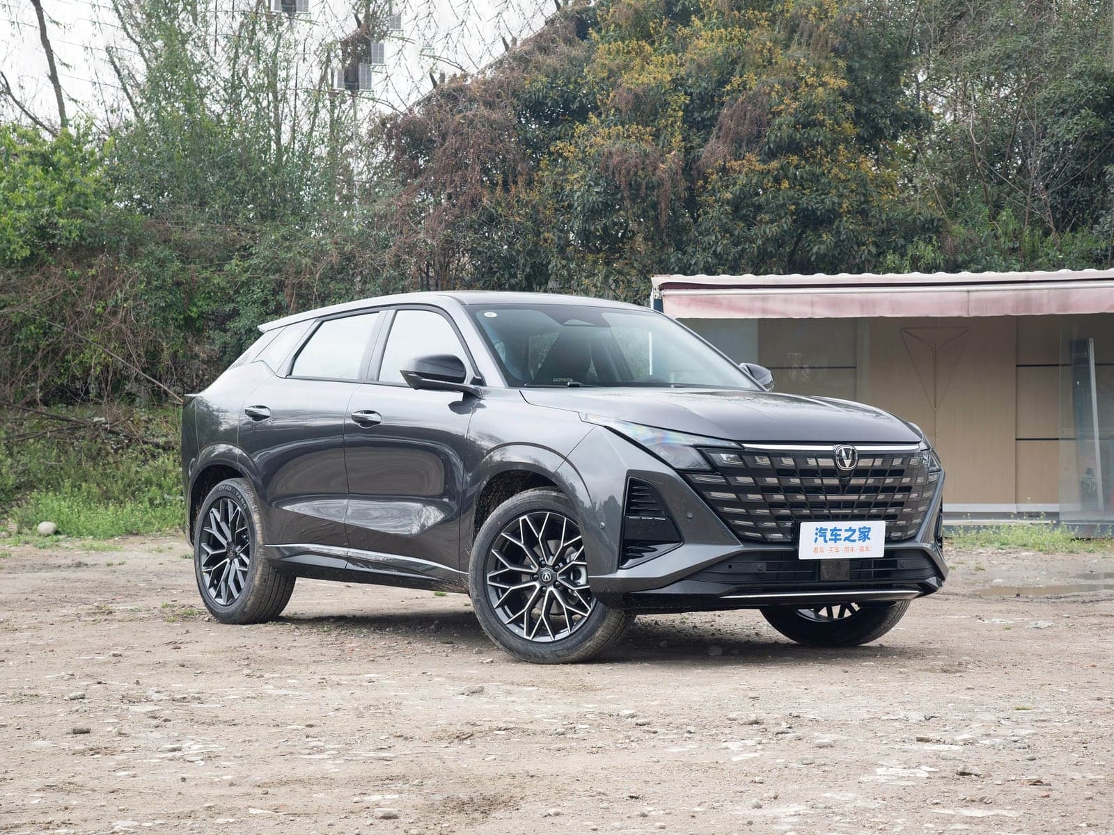 Changan UNI-Z — 真实照片 3