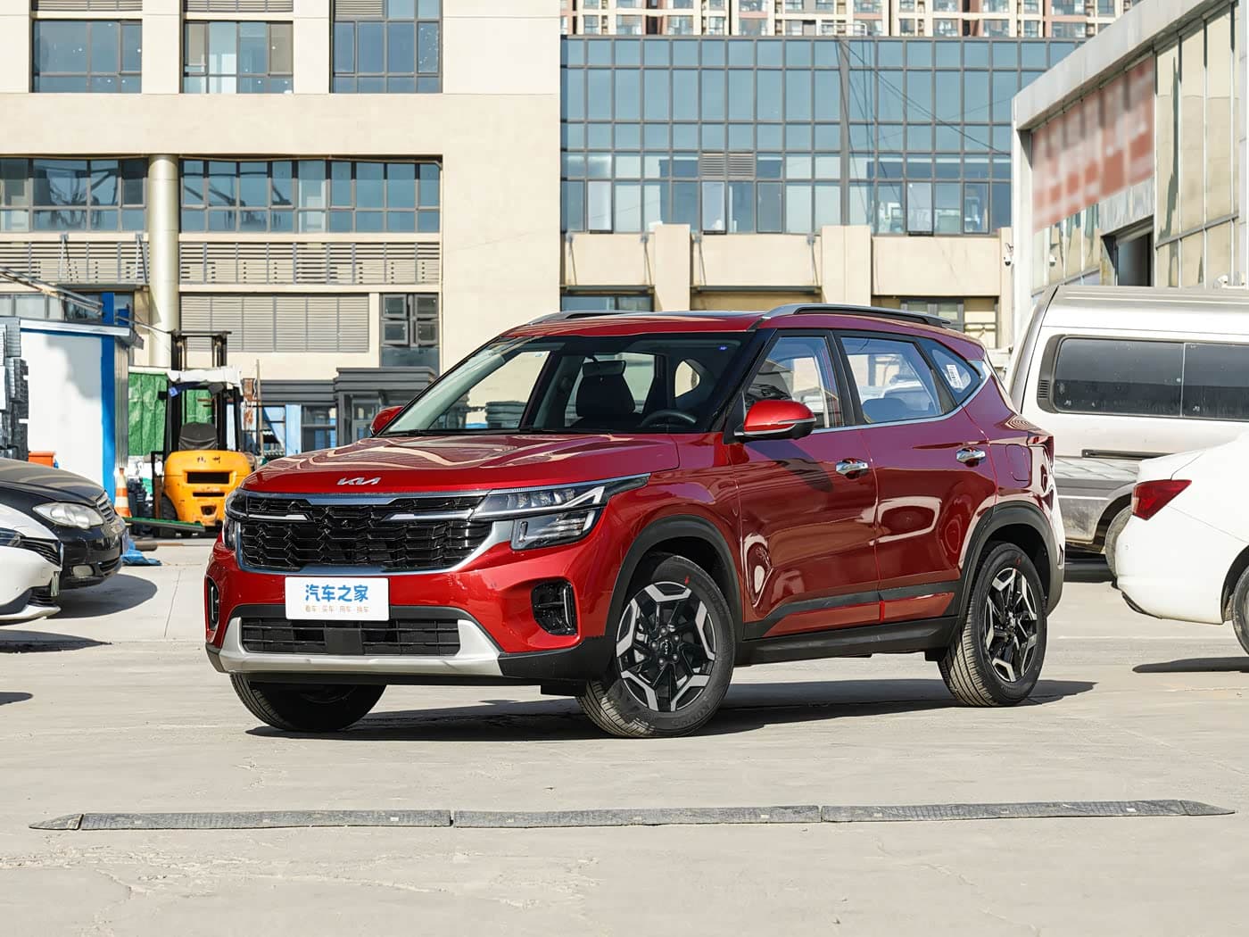 Kia Seltos 2026 — 车型照片