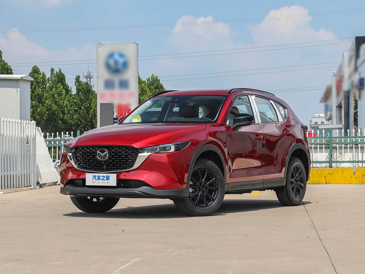 Mazda CX-5 2025 — 车型照片
