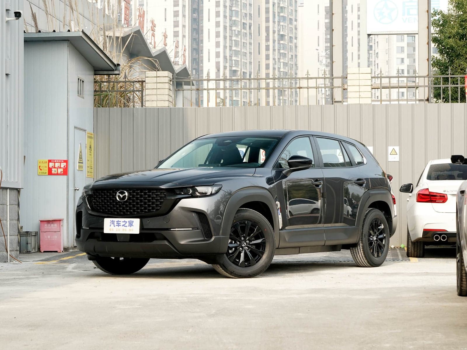 Mazda CX-50 — 真实照片 1