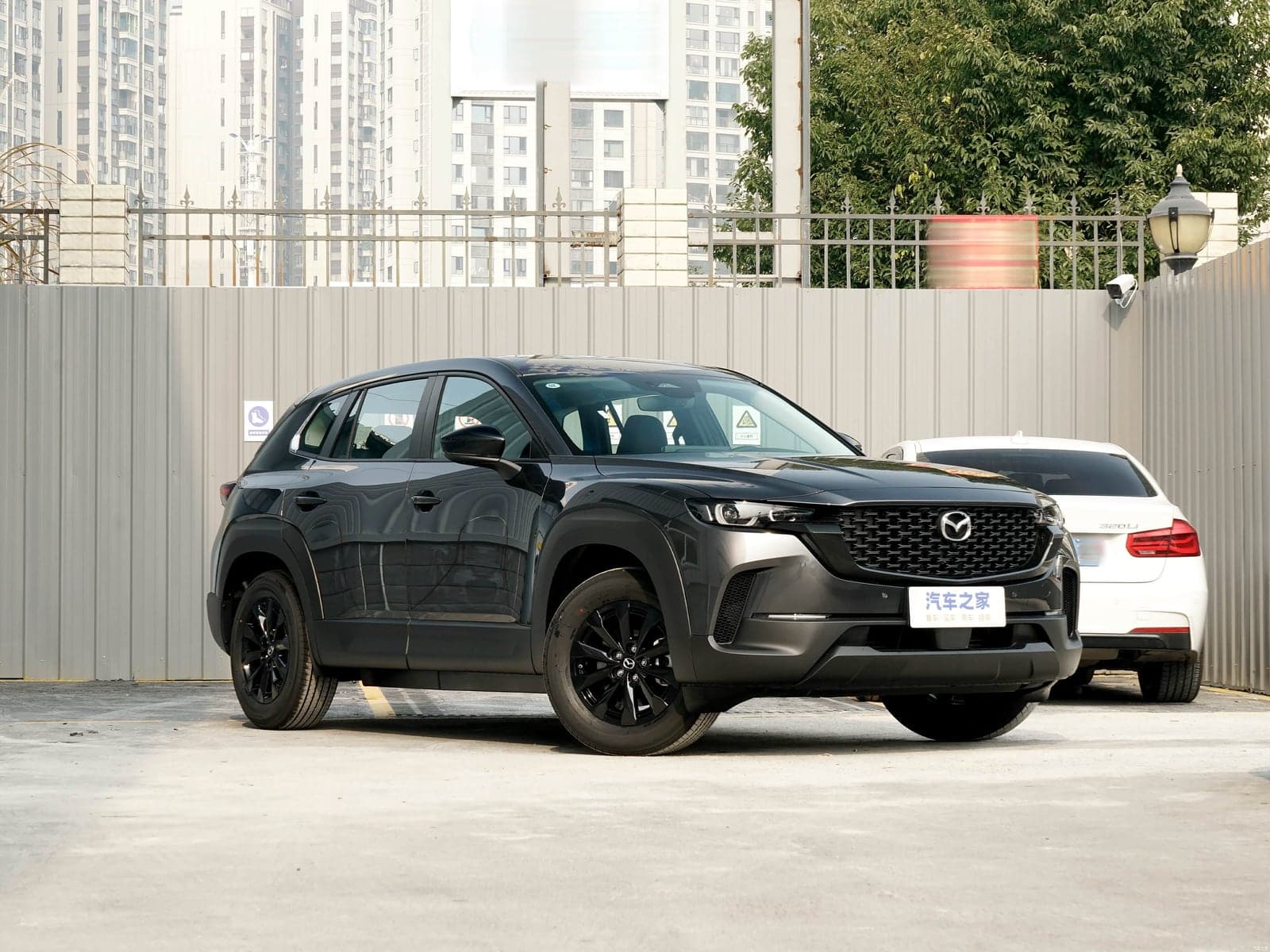Mazda CX-50 — 真实照片 3