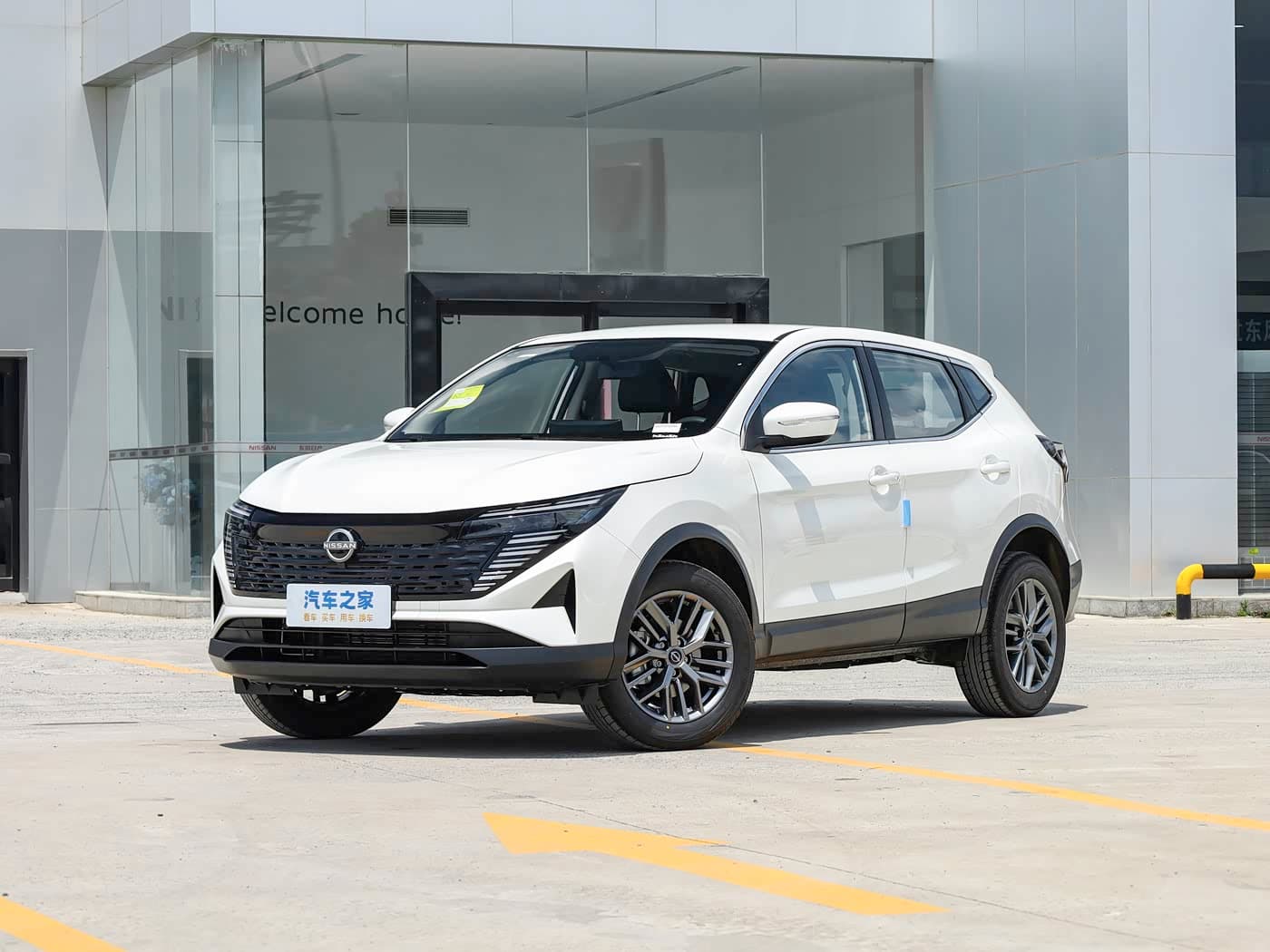 Nissan Qashqai — 真实照片 1