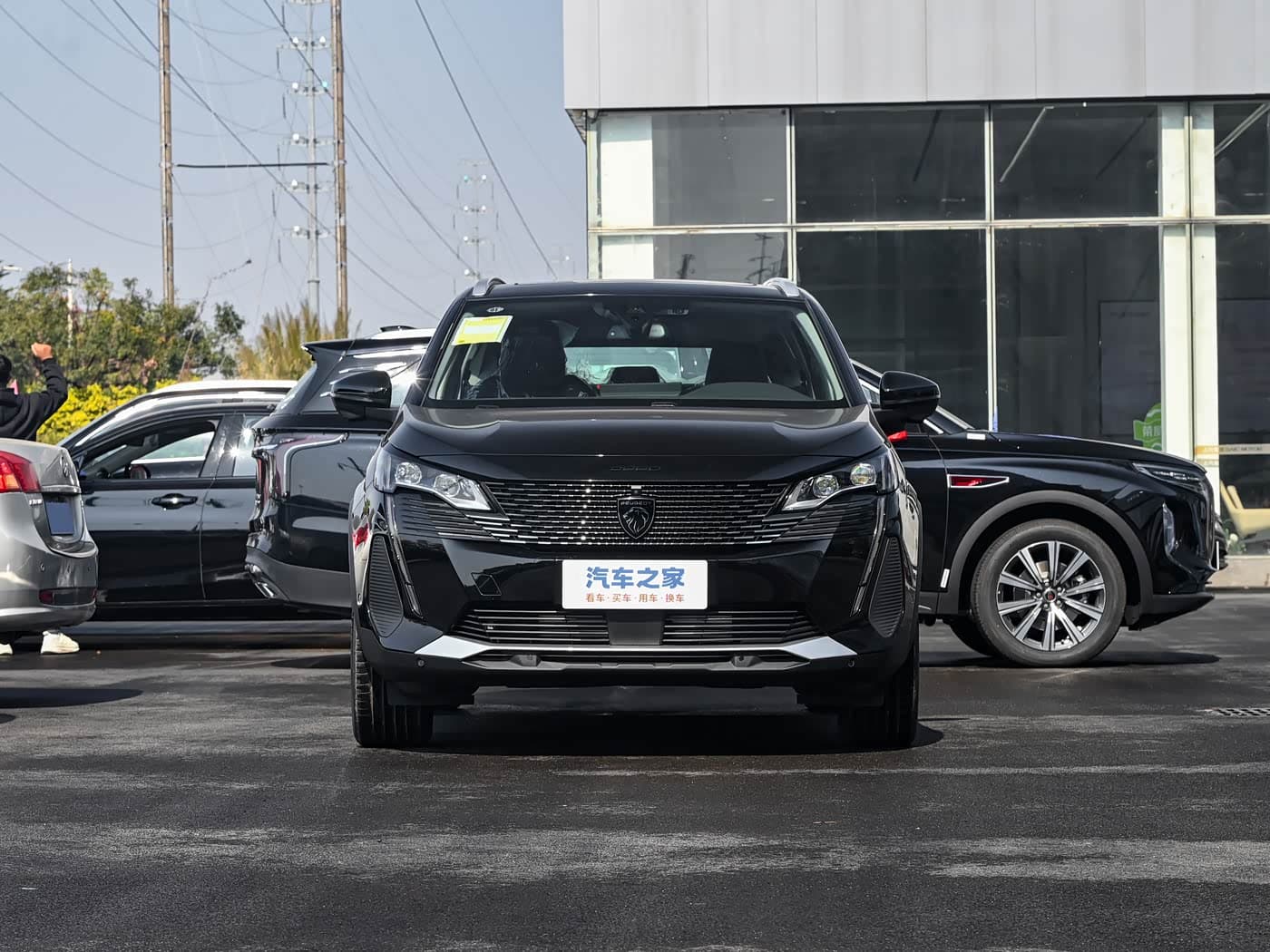 Peugeot 5008 — 真实照片 2