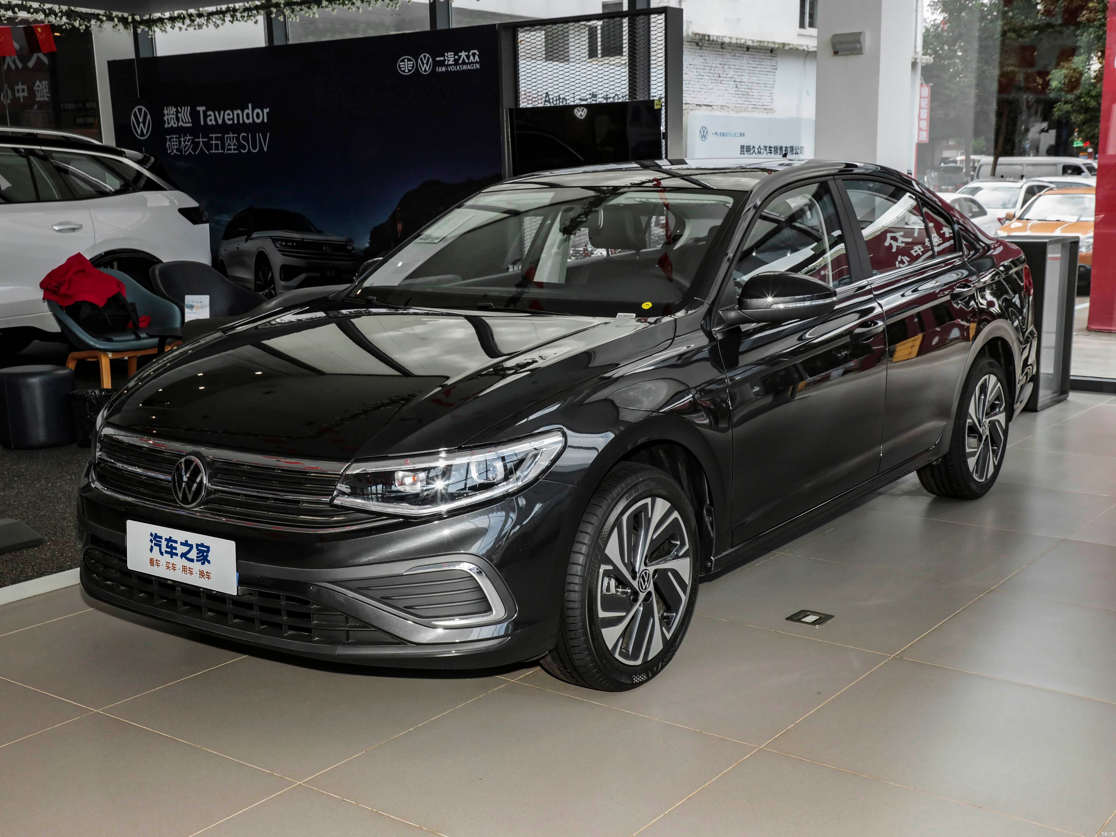 Volkswagen Bora — 真实照片 1